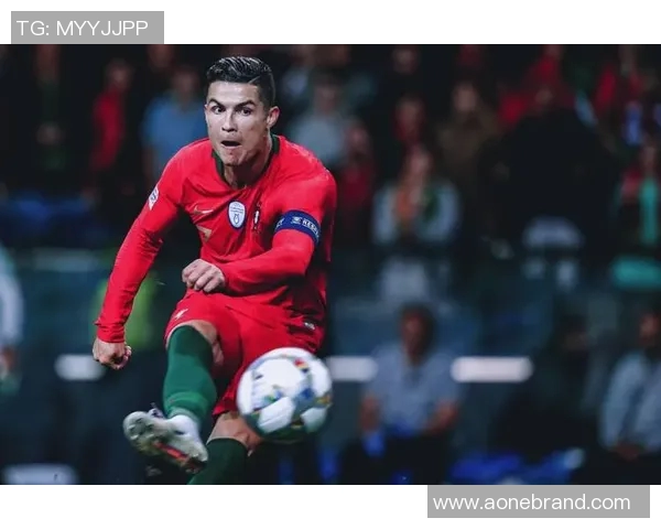 钢琴与足球交汇的明星们他们的名字和成就一览